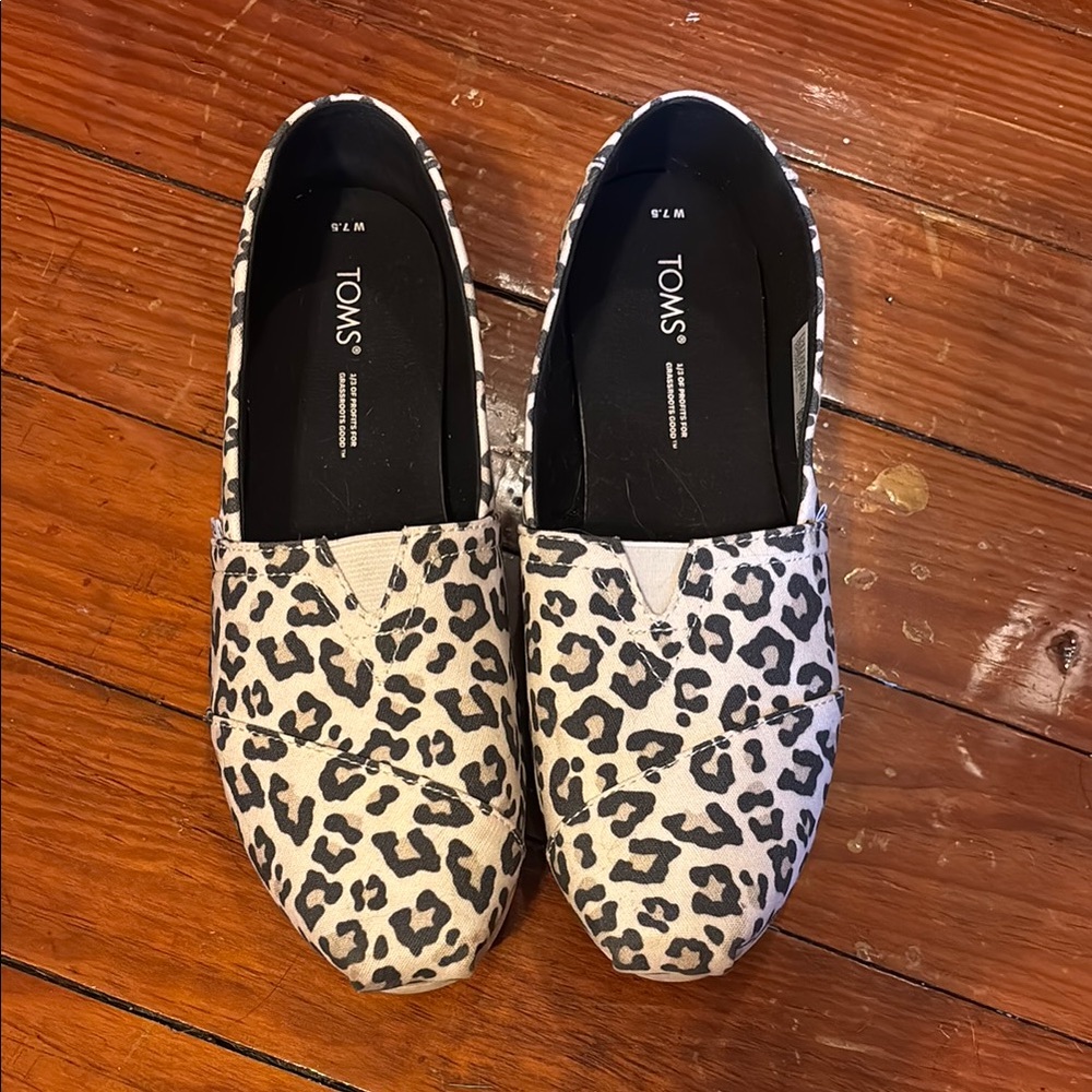 Leopard Print toms